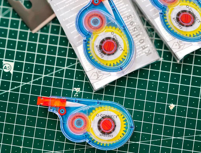 Q-connect Corrector de Cinta Blanca, 5 mm de Ancho x 8 m de Largo, para Corrección Limpia y Escritura Inmediata