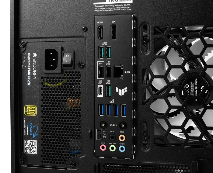Komputronik Level UP [J08] Ryzen 5 9600X | RTX 5070 | 32GB | 2TB | Windows 11 Home