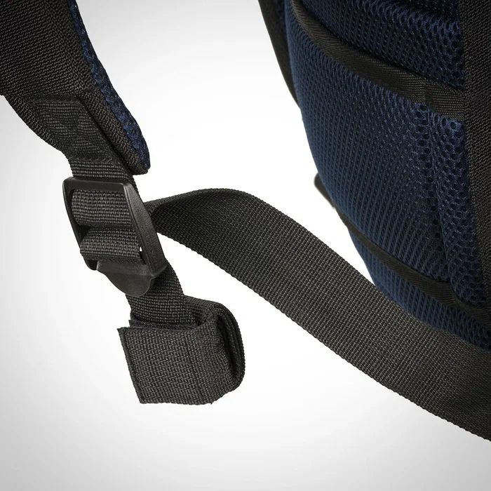 Rivacase 8460 Mochila para Portátil hasta 17.3", Negro, Poliéster, Resistente al Polvo y Rayones, 717 g