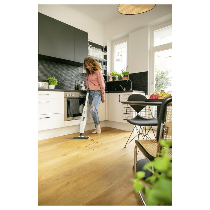 Kärcher SC 3 UPRIGHT Fregona a Vapor, 0.5L Capacidad, 1600W, Calentamiento 30s, 5m Cable, Negro y Blanco