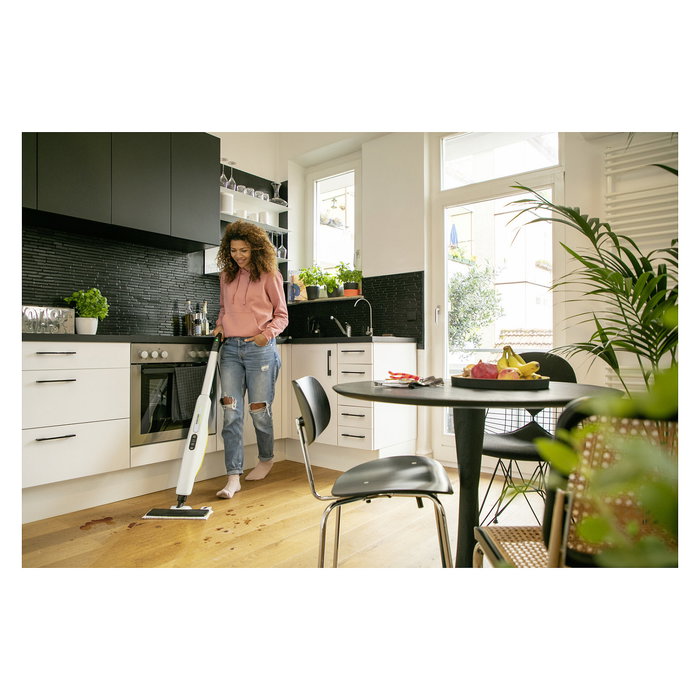 Kärcher SC 3 UPRIGHT Fregona a Vapor, 0.5L Capacidad, 1600W, Calentamiento 30s, 5m Cable, Negro y Blanco