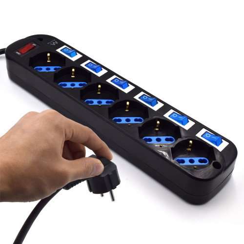 Ewent EW3851 Regleta de 6 tomas con interruptor individual Negro