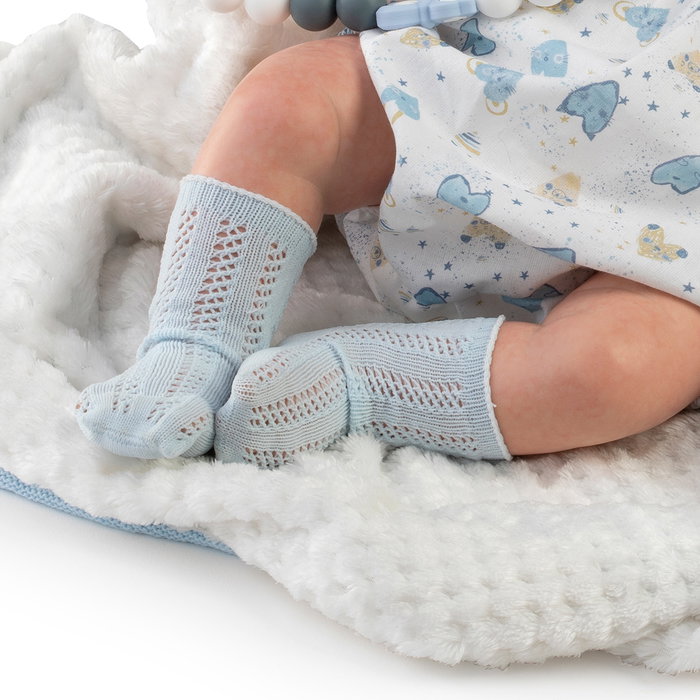 Muñecas Guca Muñeco Reborn Alexis 42 cm - Bebé realista con babero, capota y mantita