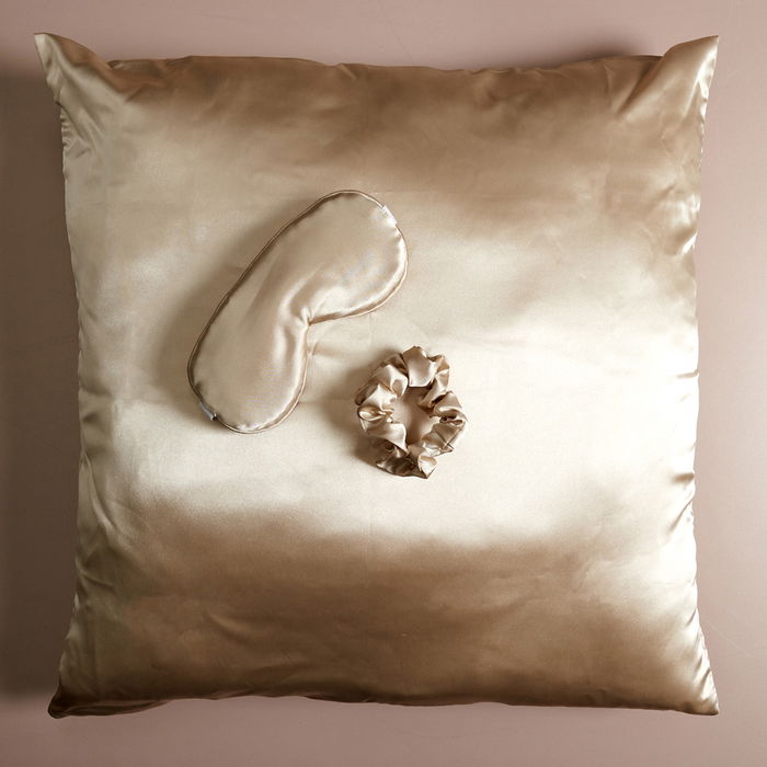 Cosmetic Club Juego De 3 Piezas Satén Para Dormir