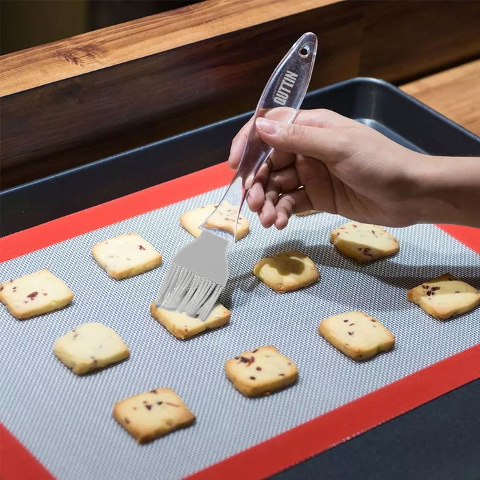 Quttin Pincel de Silicona con Mango Clear – Ideal para Repostería y Cocina, Resistente y Fácil de Limpiar (26.3 cm) (36 Unidades) Quttin Pincel de Silicona con Mango Clear – Ideal para Repostería y Cocina, Resistente y Fácil de Limpiar (26.3 cm) (36 Unidades)