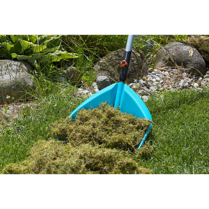 Gardena Rastrillo de pala 3 en 1 Combisystem - Negro y azul Gardena Rastrillo de pala 3 en 1 Combisystem - Negro y azul
