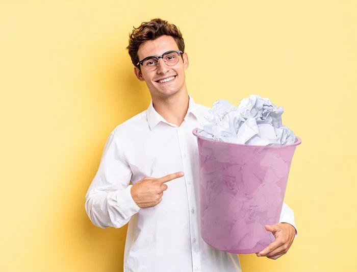 Liderpapel Papelera de Plástico Rosa Translúcido 13 Litros 275x285 mm