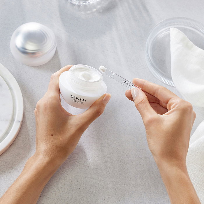 Sensai COMFORTING BARRIER mask Mascarilla Facial 60 ml Sensai COMFORTING BARRIER mask Mascarilla Facial 60 ml