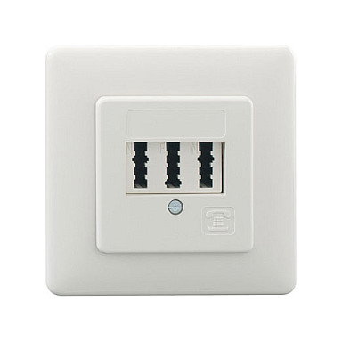 Rutenbeck Toma de red TAE 3 x 6 NFN UP, blanco Rutenbeck Toma de red TAE 3 x 6 NFN UP, blanco