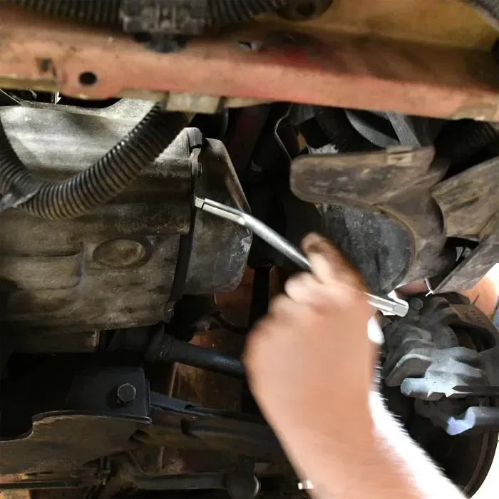 Powertrac Llave Cuadrada para Tapón de Drenaje - Acero de Precisión - 8-10 mm