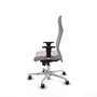 Sillón Albacete con mecanismo Sincro tapizada con Similpiel color Blanco. Equipado con Base aluminio, Brazos 1D y Ruedas 65 mm parqué