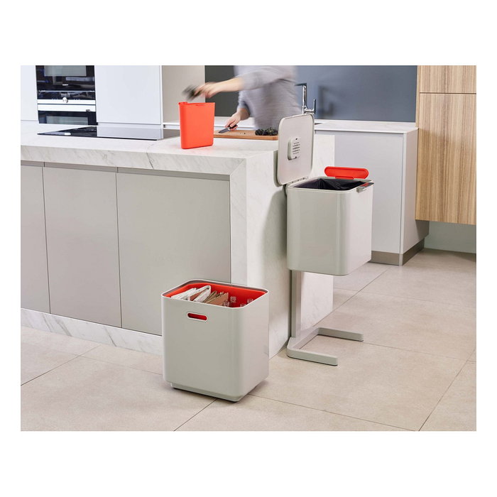 Joseph & Joseph Totem Max 60 L Gris y Naranja