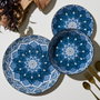 Home Deco Factory Vajilla 12 Piezas Porcelana Apto Lavavajillas, Diseño Mandala Azul, Incluye 4 Platos de 19, 20 y 27 cm