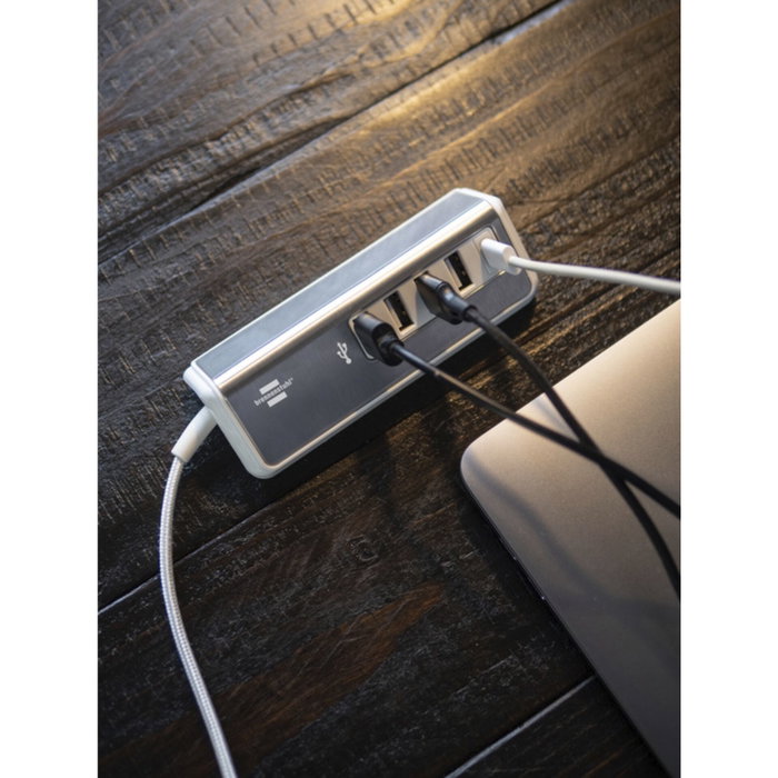 Brennenstuhl USB Multi Charger con 1,5m 4xUSB Tipo A + 1x Tipo C Brennenstuhl USB Multi Charger con 1,5m 4xUSB Tipo A + 1x Tipo C
