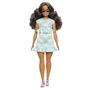 Barbie Muñeca Barbie Fashionistas con vestido verde menta y gafas HYT96