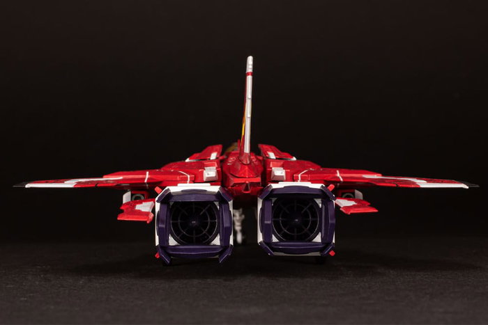 Raiden V Director´s Cut Maqueta Plastic Model Kit 1/100 FT-00004A Azuma 18 cm