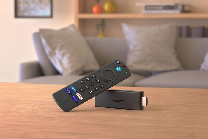 Amazon Fire TV Stick Full HD 8GB con Alexa Voice Remote