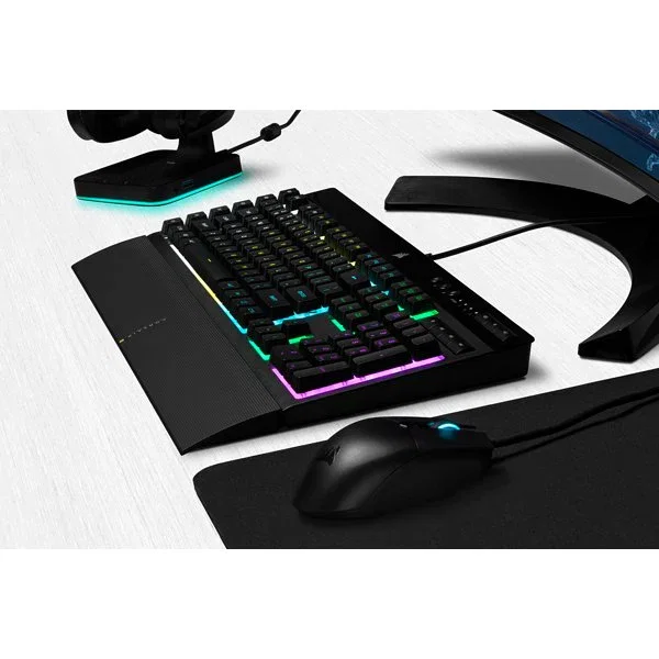 Corsair K55 RGB PRO Teclado Gaming USB Alámbrico con Retroiluminación RGB, QWERTY Español, Negro, Completo (100%) con Reposamuñecas Extraíble