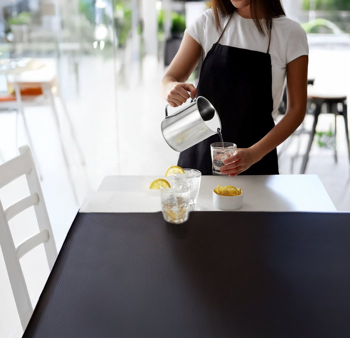 My Bar Jarra Agua C/Retenedor Acero Inoxidable 1.4L 12.5 cm Ancho x 12.5 cm Alto x 16 cm Largo (12 Unidades)