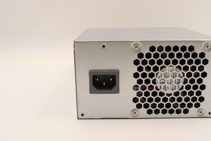 Lenovo PWR_SUPPLY Fuente de Alimentación para PC de Escritorio, 500W, 92% Eficiencia TCO9.0, 100-240Vac Lenovo PWR_SUPPLY Fuente de Alimentación para PC de Escritorio, 500W, 92% Eficiencia TCO9.0, 100-240Vac