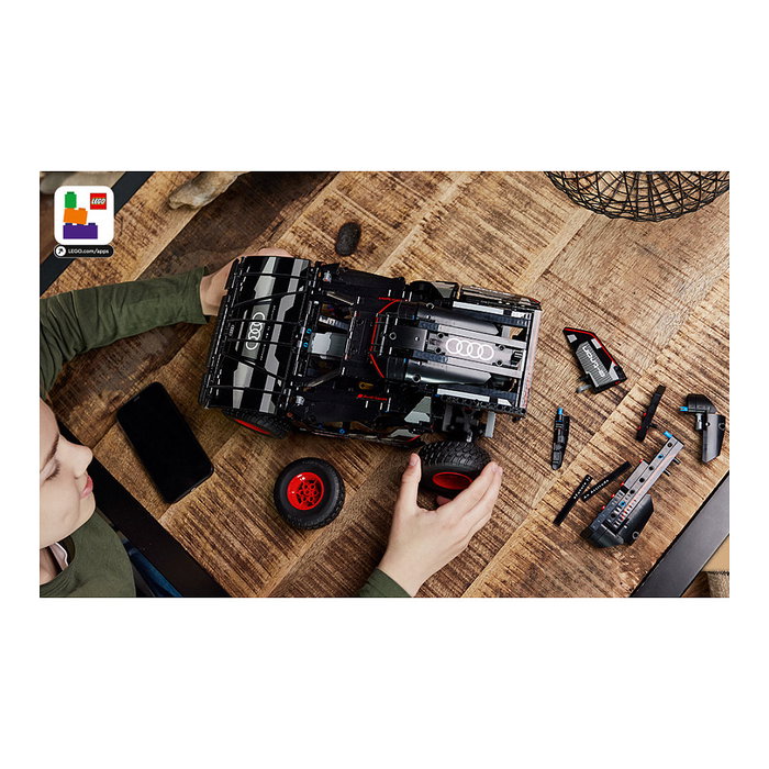 LEGO Technic Audi RS Q e-tron Juego Construcción 914 Piezas 10+ Años