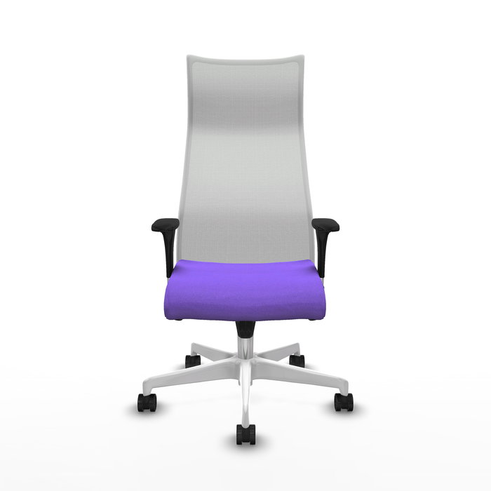 Sillón Albacete con mecanismo Sincro tapizada con Tela color Lila y malla color Blanco. Equipado con Base poliamida blanca, Brazos 1D y Ruedas 65mm nailon