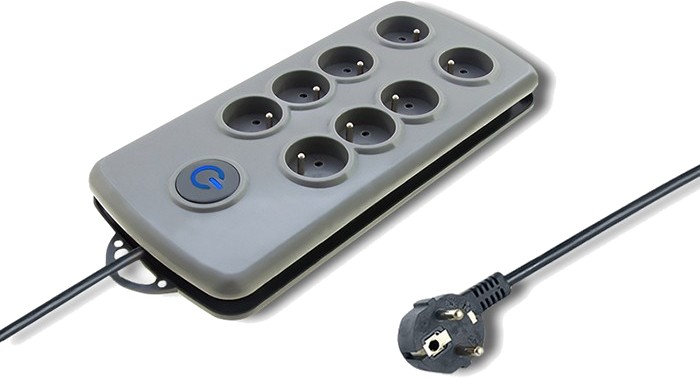 Qoltec Regleta de protección de 8 tomas, 2,5 m, gris Qoltec Regleta de protección de 8 tomas, 2,5 m, gris