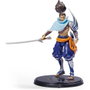 Spin Master League of Legends Figura de Acción Yasuo 10 cm con Espada y Base