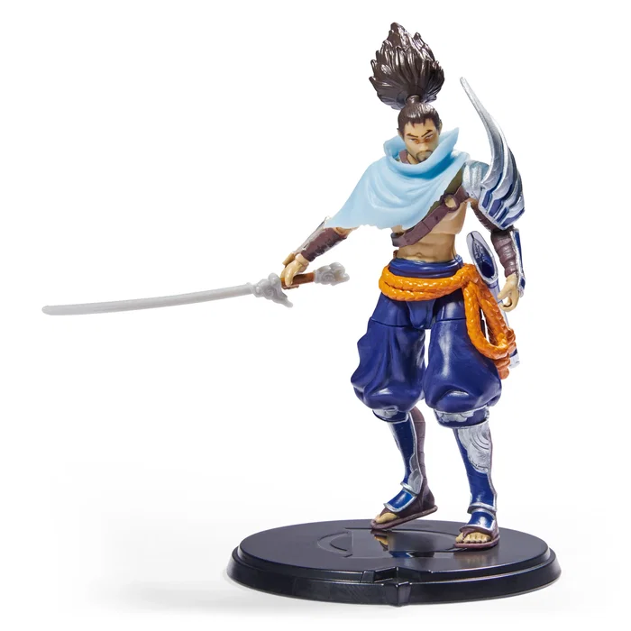 Spin Master League of Legends Figura de Acción Oficial Riot Games Yasuo 10.2 cm Coleccionable con Espada y Base Articulada 6062259