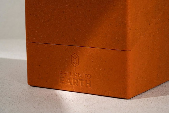 Ultimate Guard Return to Earth Boulder 100+ - Orange Ultimate Guard Return to Earth Boulder 100+ - Orange
