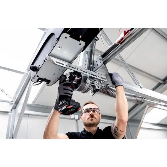 Metabo SSW 18 LT 300 BL Atornillador de Impacto a Batería 18 V MetaBOX 145 Metabo SSW 18 LT 300 BL Atornillador de Impacto a Batería 18 V MetaBOX 145