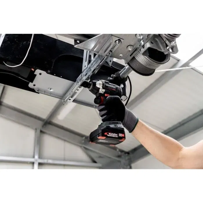 Metabo SSW 18 LT 300 BL Atornillador de Impacto a Batería 18 V MetaBOX 145 Metabo SSW 18 LT 300 BL Atornillador de Impacto a Batería 18 V MetaBOX 145