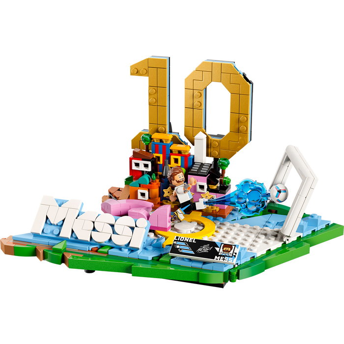 LEGO 43011 Lionel Messi Fenómenos Del Fútbol Set Coleccionable con Minifigura, Placa y Modelo Decorativo de Argentina