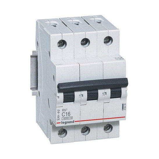 Legrand RX3 Disyuntor en miniatura Tipo C 16A 3-polig 6kA 400VAC Legrand RX3 Disyuntor en miniatura Tipo C 16A 3-polig 6kA 400VAC