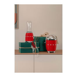 Smeg CJF11RDEU Exprimidor de Cítricos Eléctrico, Color Rojo, 70W, Cono en Acero Inoxidable, Función Antigoteo y Almacenamiento de Cable