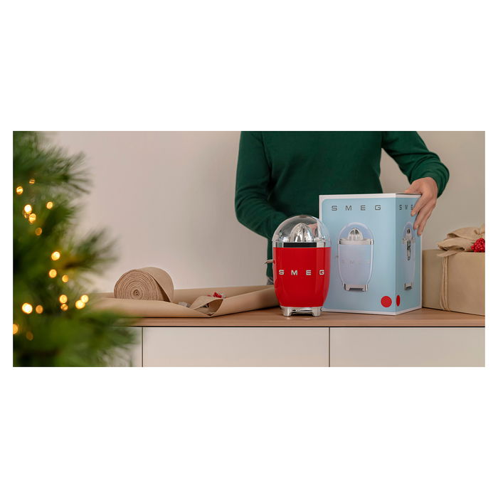 Smeg CJF11RDEU Exprimidor de Cítricos Eléctrico, Color Rojo, 70W, Cono en Acero Inoxidable, Función Antigoteo y Almacenamiento de Cable