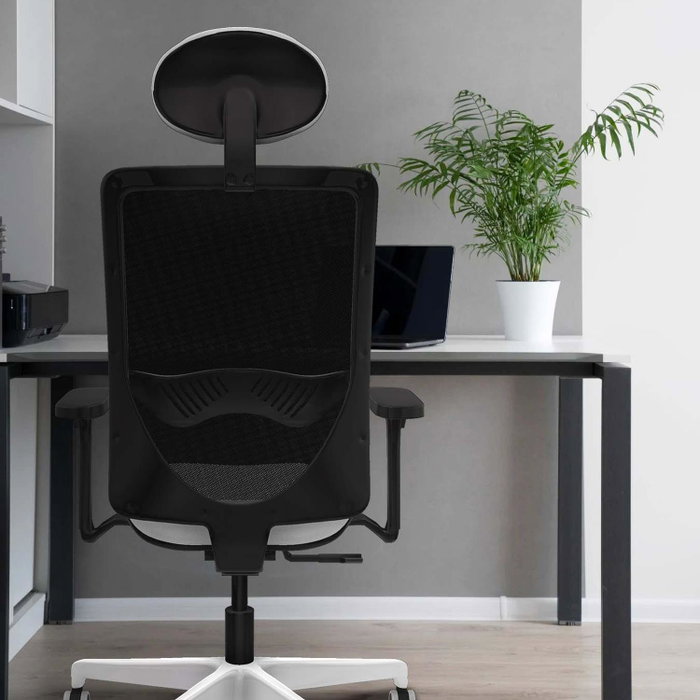 PIQUERAS Y CRESPO Silla de oficina Zulema con mecanismo Sincro, Tela Marrón y Malla Negra PIQUERAS Y CRESPO Silla de oficina Zulema con mecanismo Sincro, Tela Marrón y Malla Negra