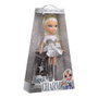 MGA Muñeca Cloe + Charmz Stylin Bratz - Incluye Charm 25 Aniversario, Coleccionable, Marcado CE