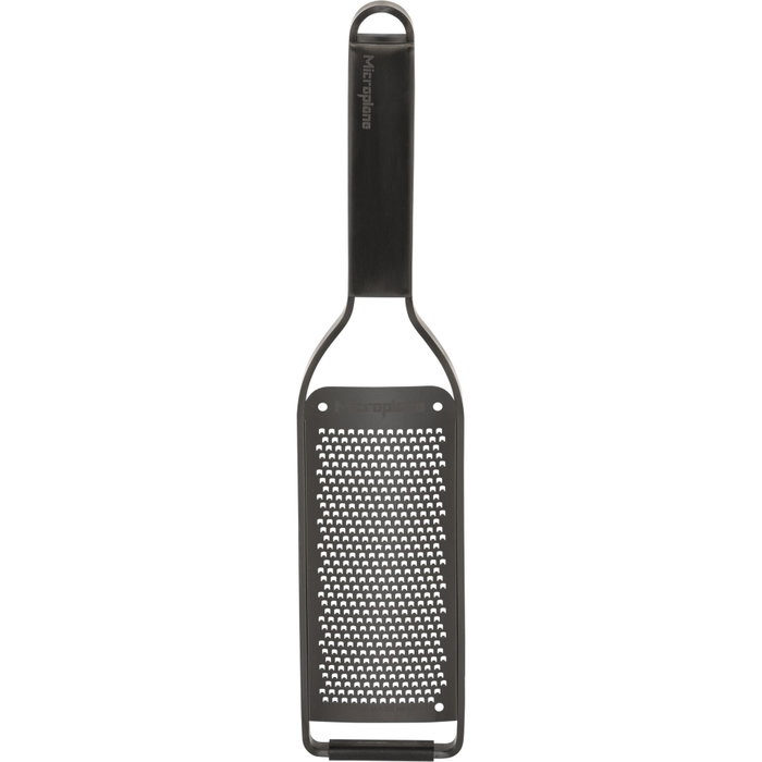 Microplane Black Sheep Fine Grater - Negro Microplane Black Sheep Fine Grater - Negro