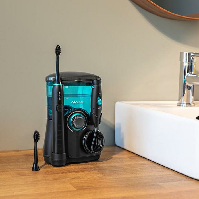 Cepillo de Dientes Eléctrico + Irrigador Dental Cecotec ToothCare Jet Clean Azul Negro Cepillo de Dientes Eléctrico + Irrigador Dental Cecotec ToothCare Jet Clean Azul Negro