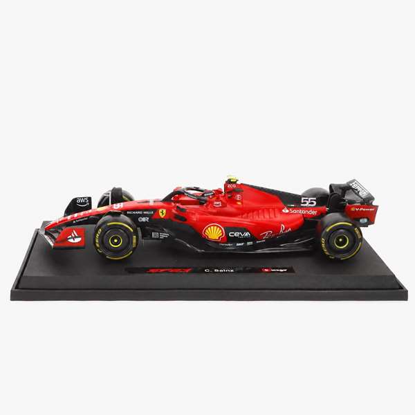 Burago Ferrari F1 Racing Sf 23 Helmet #55 Escala 1:18
