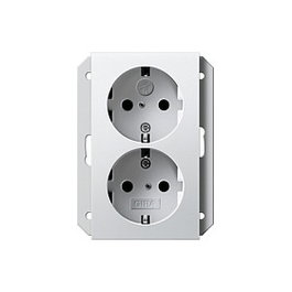 GIRA 2731 03 Toma de corriente doble SafetyPlus blanco