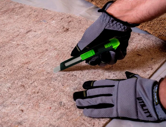 Q-connect Cuter Estrecho Plástico con Asa y Cuchilla 9mm, Retráctil e Intercambiable, XD-07, Blíster 1 Unidad