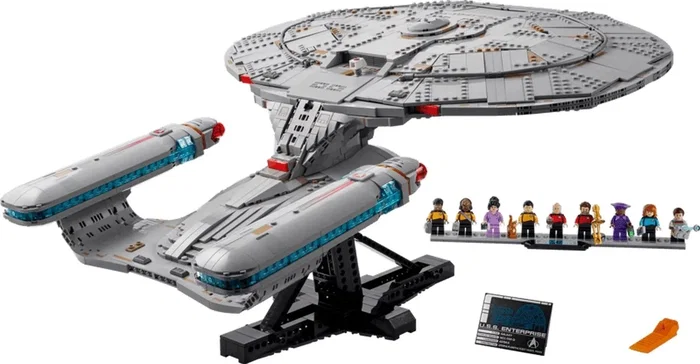 LEGO Icons Star Trek U.S.S. Enterprise NCC-1701-D (10356)