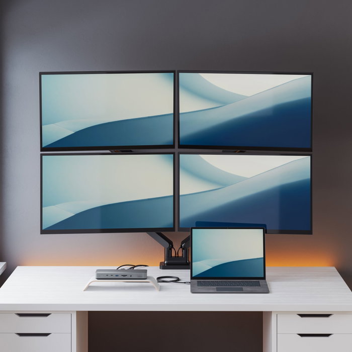 Alogic Quad 4K Thunderbolt 4 Hybrid Docking Station Silver