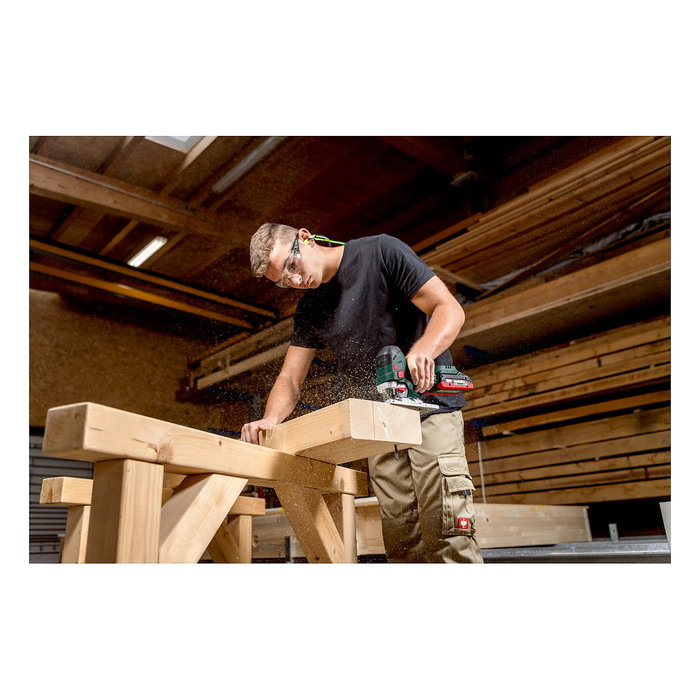 Metabo STA 18 LTX 150 BL Sable Caladora Sin Escobillas 18V - Area de Agarre Superior, Corte Biselado -45 a 45°, Velocidad 1000-3500 spm, Prof. Corte Madera 15 cm