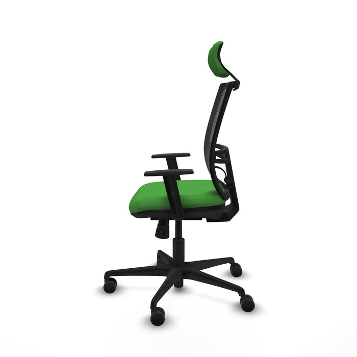 Silla de oficina Yunquera con mecanismo Sincro tapizada con Tela color Verde y malla color Negro. Equipada con lumbar 1D, Brazos 1D, Cabecero 1D y Ruedas 65mm nailon