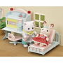 Sylvanian Families SYL5054131057056 La Caja del Médico del Pueblo Set de Figuras para Niños
