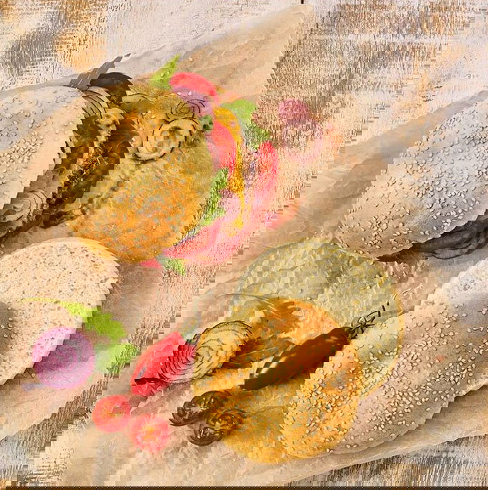 Quttin Molde para Pan de Hamburguesa Perforado 28 x 28 cm (12 Unidades)