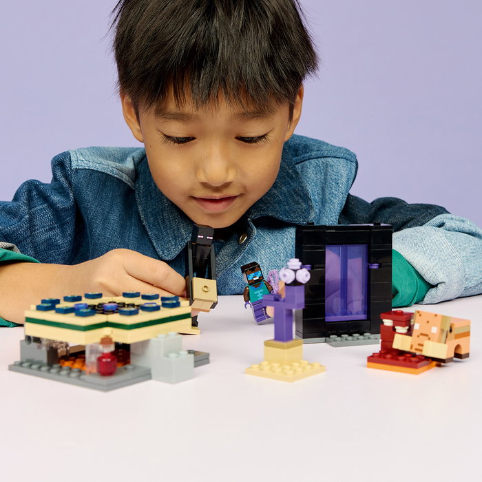 LEGO Minecraft El Viaje por el Nether y el Portal al End 21584
